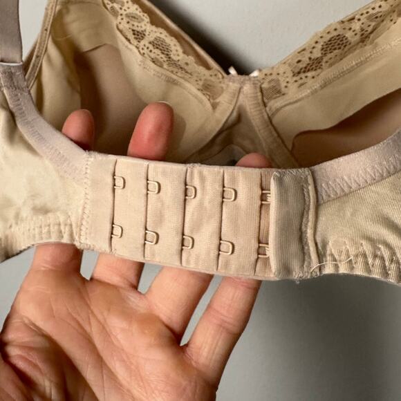 Wacoal Nude Wireless Nursing Bra Women's 36C - Picture 8 of 10